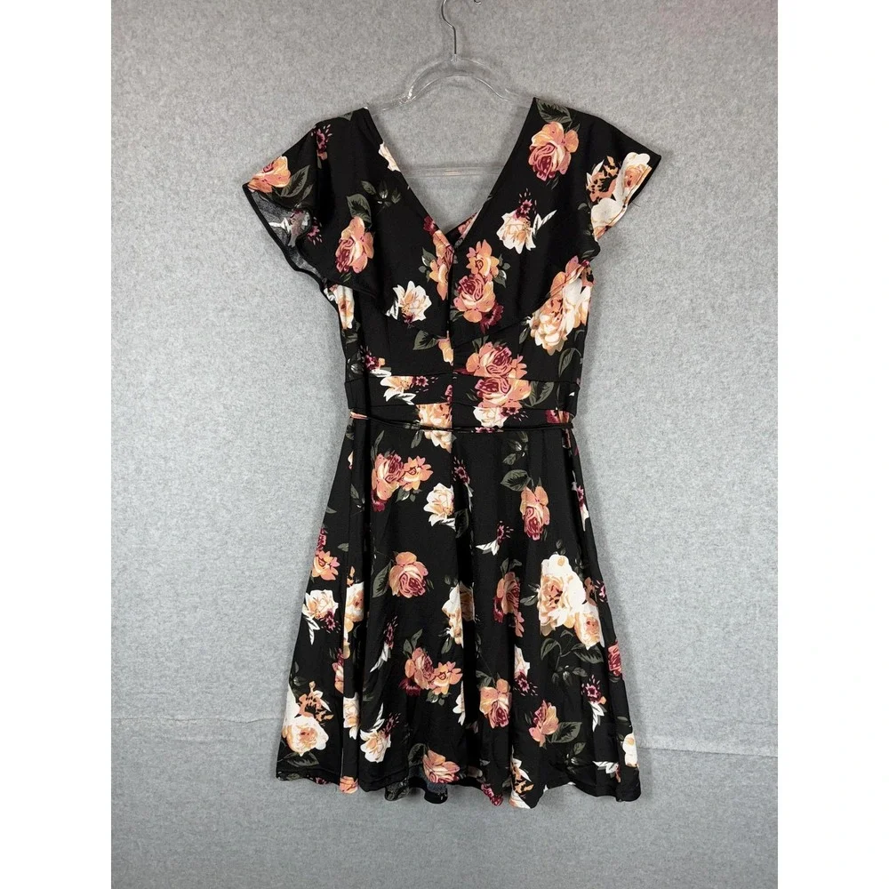 Fantaist Dress Womens Large Black Floral Wrap Short Sleeve Fit Flare Belted Boho
